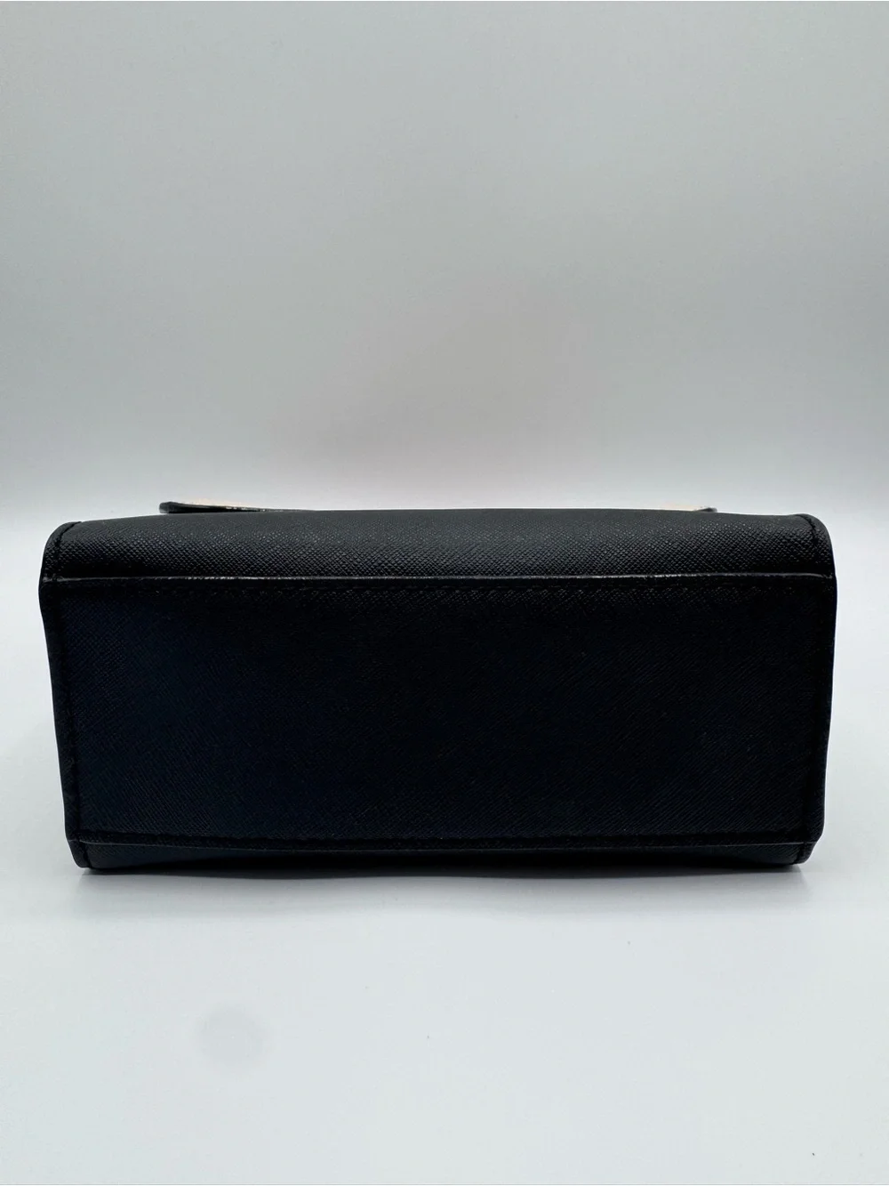 Kate Spade Bag with Crossbody Strap